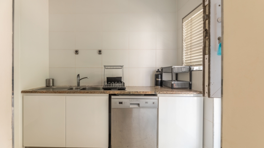 5 Bedroom Property for Sale in Plattekloof 2 Western Cape